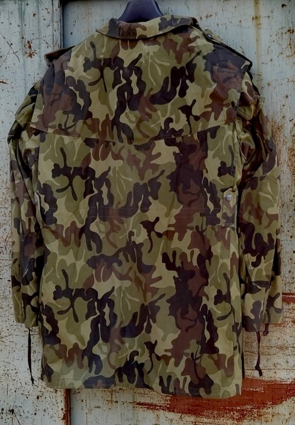 Scurtă militară de iarnă - camuflaj - Armata Română - imagine 6