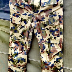 Pantaloni camuflaj de iarna