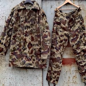 Costum camuflaj pentru iarna