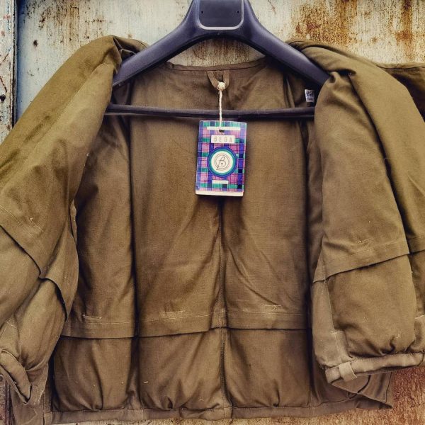 Vestă militară de salvare