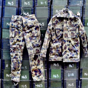 Costum camuflaj de iarna~veston și pantalon - imagine 3