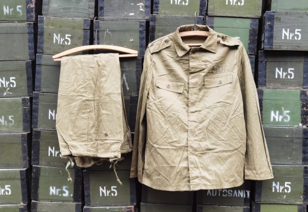 Costum vătuit militar~ veston și pantalon, proveniență armata română - imagine 2