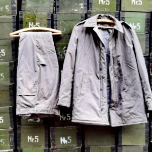 Costum vătuit militar~ veston și pantalon, proveniență armata română - imagine 10