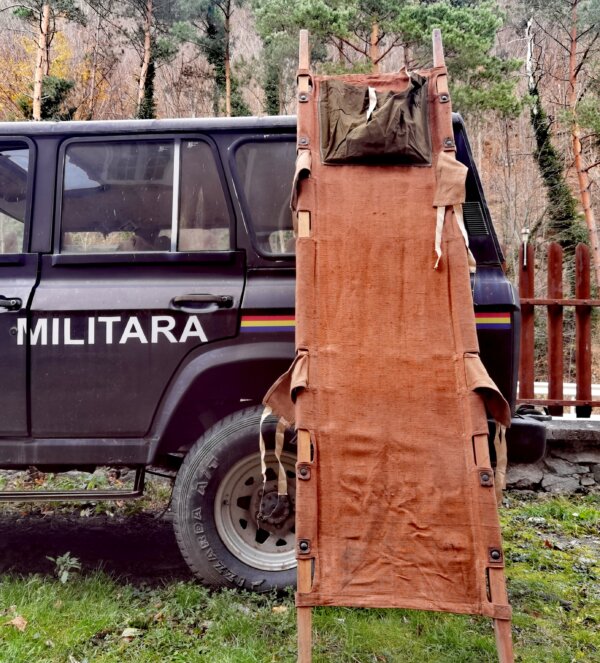 Targă sanitară, proveniență armata română - imagine 7